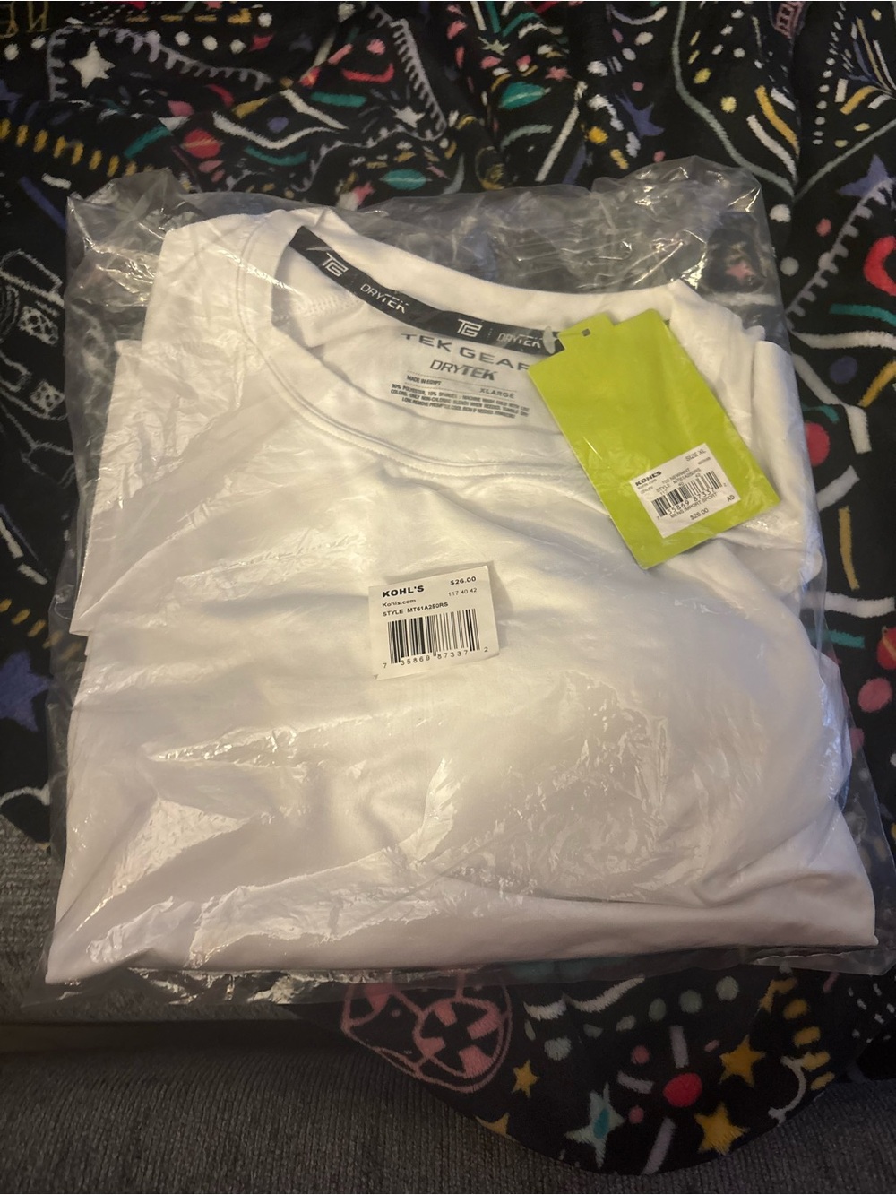 tek gear White DryTek Short Sleeve Men’s Performance Tee